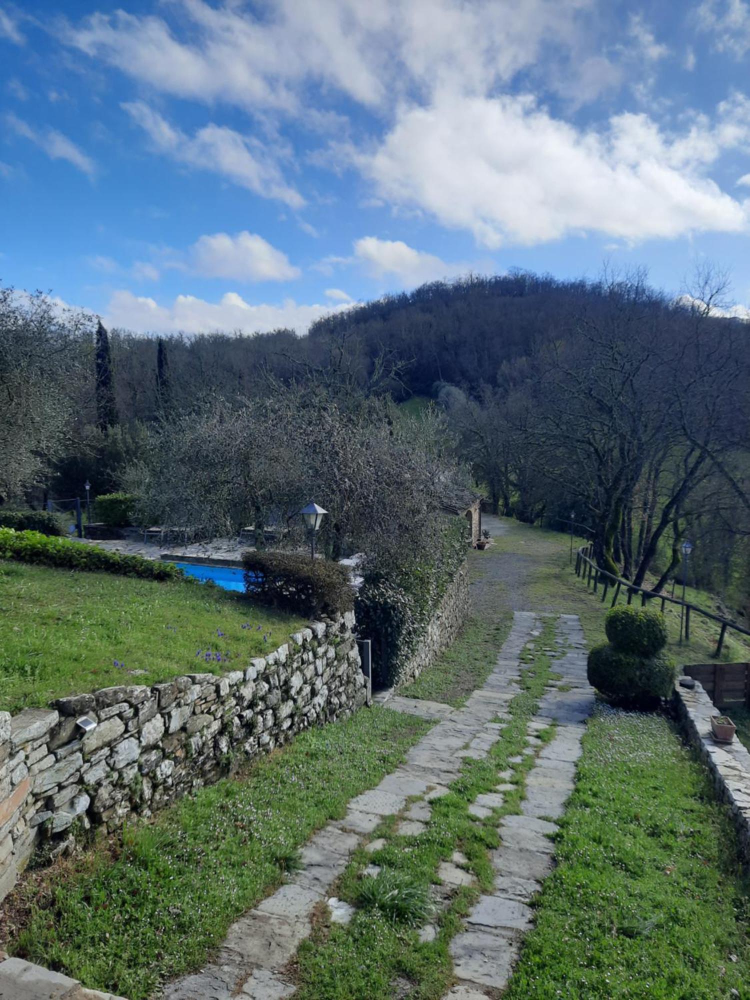 Borgo Livernano - Farmhouse With Pool Radda in Chianti Exterior photo